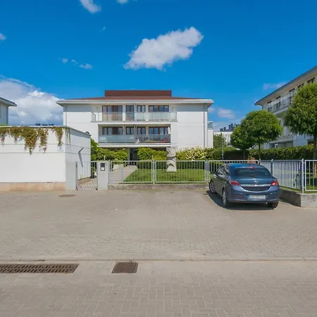 Beautiful Czarnieckiego With Balcony By Renters