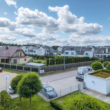 Beautiful Czarnieckiego With Balcony By Renters 格丁尼亚