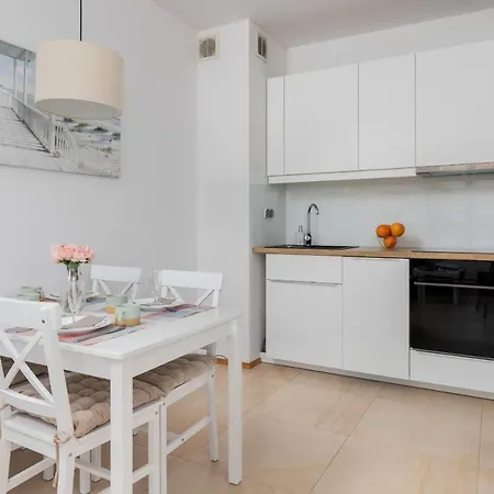 公寓 Beautiful Czarnieckiego With Balcony By Renters *