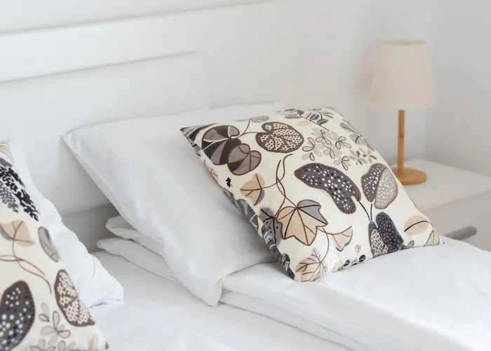 Beautiful Czarnieckiego With Balcony By Renters * Гдыня